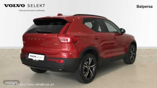 Volvo XC40 XC40 Plus, B3 Mild Hybrid, Gasolina, Dark de 2024 con 4.228 Km por 44.990 EUR. en Ourense