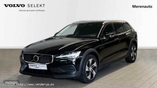  Volvo V 60 2.0 B4 D AWD AUTO 197 5P de 2023 con 27.626 Km por 45.400 EUR. en A Coruna 