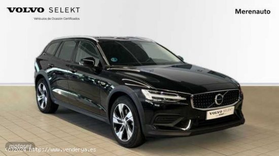 Volvo V 60 2.0 B4 D AWD AUTO 197 5P de 2023 con 27.626 Km por 45.400 EUR. en A Coruna