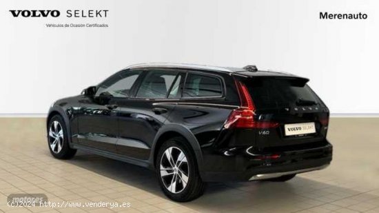 Volvo V 60 2.0 B4 D AWD AUTO 197 5P de 2023 con 27.626 Km por 45.400 EUR. en A Coruna