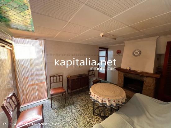 CASA A LA VENTA EN VALLADA - VALENCIA