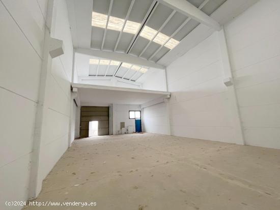 Nave industrial a la venta en Polígono Industrial Empresarium - ZARAGOZA