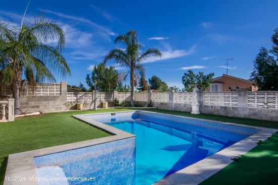 Estupenda casa en Calicanto - VALENCIA