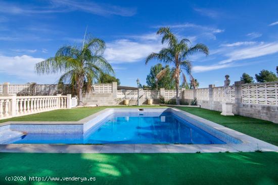 Estupenda casa en Calicanto - VALENCIA