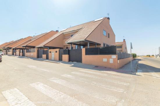  CHALET A ESTRENAR DE 238 M2 JUNTO AL CC PUERTA DE TOLEDO EN OLÍAS DEL REY - TOLEDO 