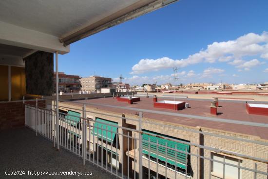 ATICO A 50m DE LA PLAYA DE VILLANANITOS - MURCIA