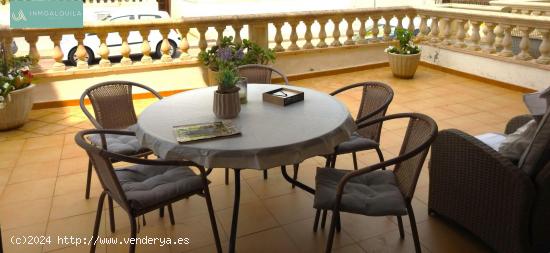 SE ALQUILA  POR TEMPORADA DE INVIERNO PLANTA BAJA EN CAN PICAFORT, 3hab. 2 baños.Terraza. 1.300€/