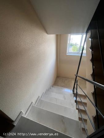 SE VENDE APARTAMENTO EN LA AV DE LA MARTINA - LEON