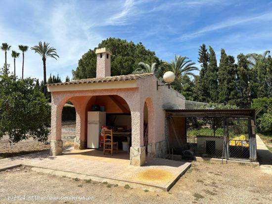 Bienvenido al chalet de tus sueños en Alzabares - ALICANTE