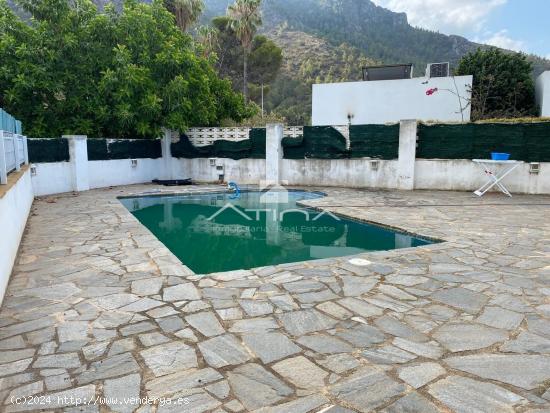 Encantador chalet, ubicado en la tranquila zona de Xauxa en Marxuquera - VALENCIA