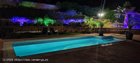 Chalet de lujo con piscina. - TARRAGONA