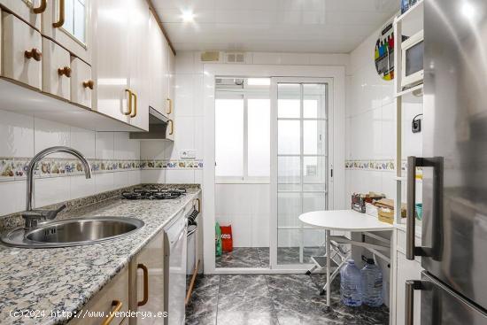 SE VENDE VIVIENDA MUY CERCA DEL EIX MACIA - BARCELONA