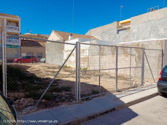  Solar urbano 211m2 en pleno centro de San Pedro del Pinatar - MURCIA 