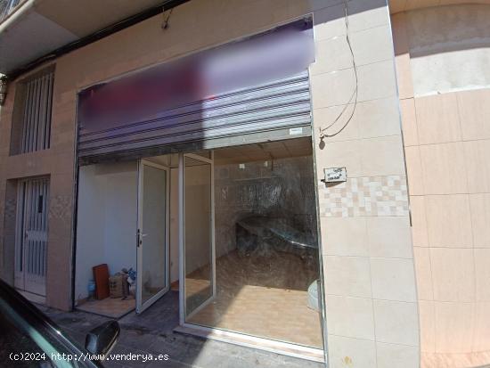 Local comercial en Calle Cánovas del Castillo n⁰40, Carolinas Altas, Alicante - ALICANTE