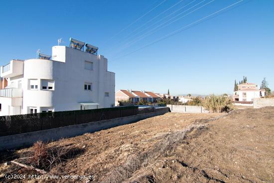 Parcela en Huetor Vega urbanizable. - GRANADA