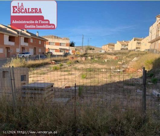 Terreno urbano posibilidad de edificar planta baja mas 3 alturas - ALICANTE