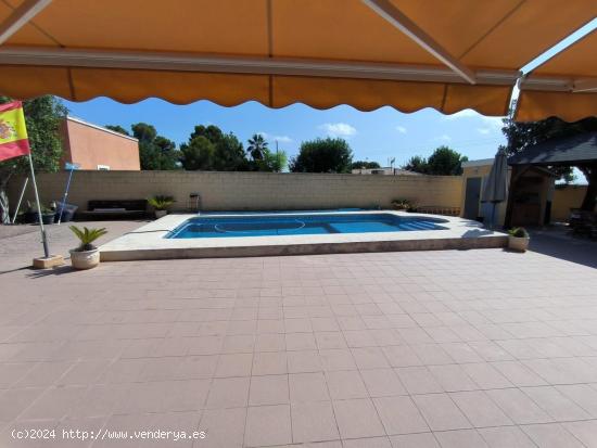 Chalet de 3 dormitorios en Finestrat Pueblo - www.inmobiliarialesdunes.com - ALICANTE