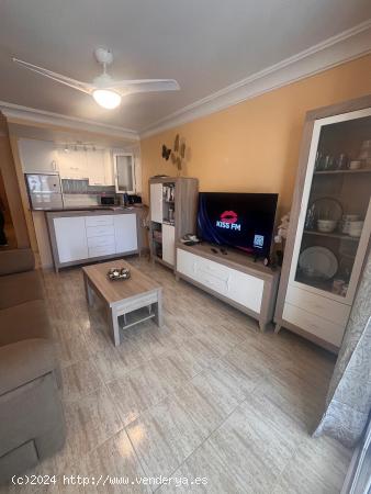 PRECIOSO APARTAMENTO DE 1 DORMITORIO CON PISCINA COMUNITARIA A 900 METRSO DEL MAR - ZONA GUARDAMAR -