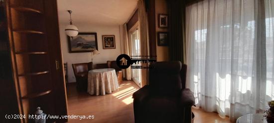 INMOBILIARIA TEJARES VENDE EXCELENTE PISO ZONA PARQUE ABELARDO SANCHEZ - ALBACETE