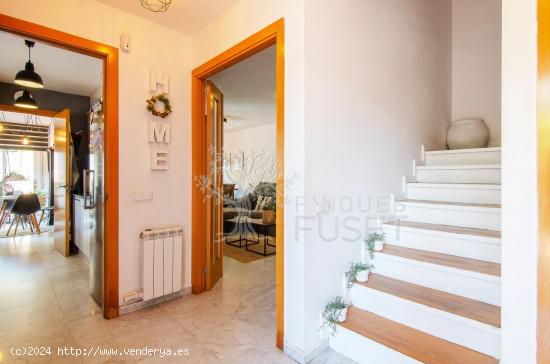 Céntrica casa esquinera en venta en Sant Andreu de Llavaneres - BARCELONA