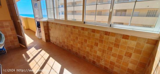 TAV061 - APARTAMENTO DE 65M2 EN EL EDIFICIO LAGO AZUL VII EN TAVERNES - VISTAS AL MAR - VALENCIA