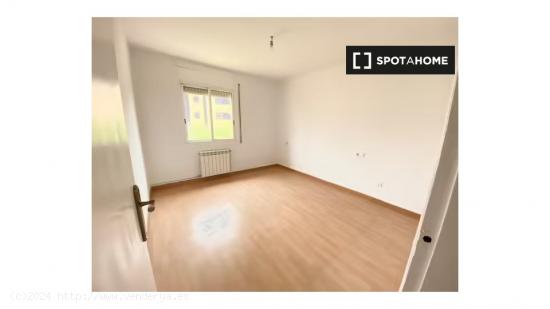 Apartamento de 3 habitaciones en alquiler en Sant Just Desvern - BARCELONA