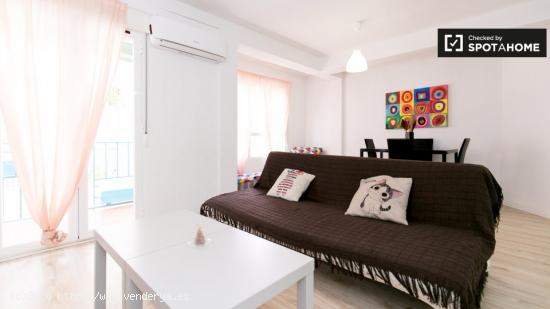 Precioso apartamento de 2 dormitorios en alquiler en San Anton - GRANADA