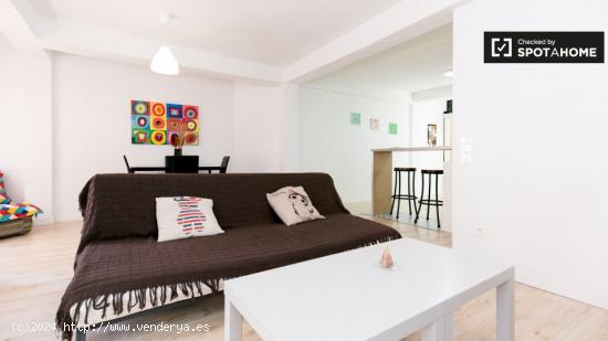 Precioso apartamento de 2 dormitorios en alquiler en San Anton - GRANADA