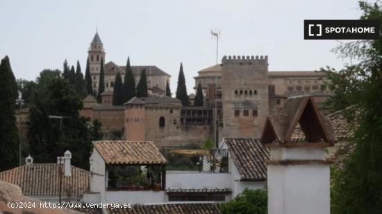 Piso de 3 dormitorios en alquiler en Granada - GRANADA