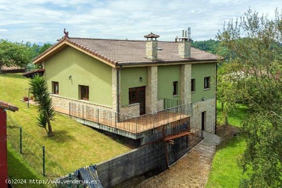  Exclusivo Chalet en el Corazón de Asturias: El Hogar de Tus Sueños Espera en Siero  - ASTURIAS