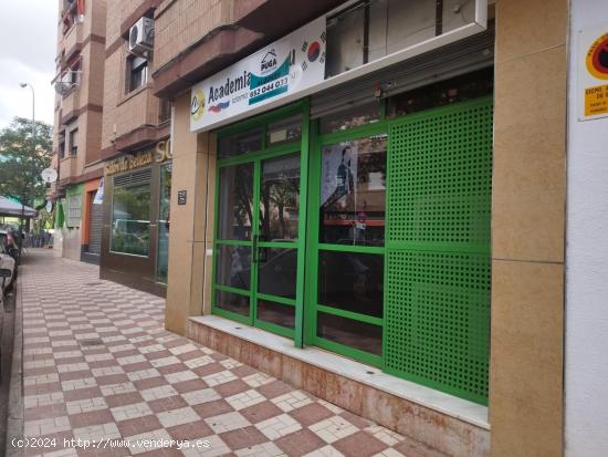  LOCAL COMERCIAL EN ALQUILER EN LA CHANA - GRANADA 