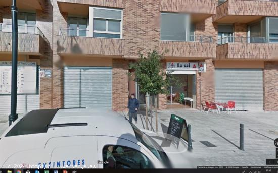 LOCAL EN VENTA EN UNA UBICACIÓN INMEJORABLE - VALENCIA