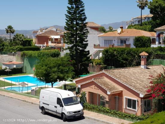 IMPRESIONANTE CHALET EN LA SIERREZUELA - MIJAS - MALAGA