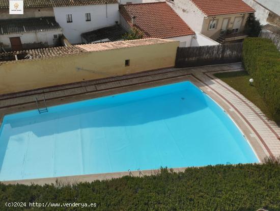  SE VENDE PISO reformado y con piscina comunitaria en MALPARTIDA DE CÁCERES. - CACERES 