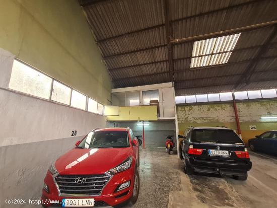 Garage para mas de 30 coches muy centrico en Villajoyosa. - ALICANTE