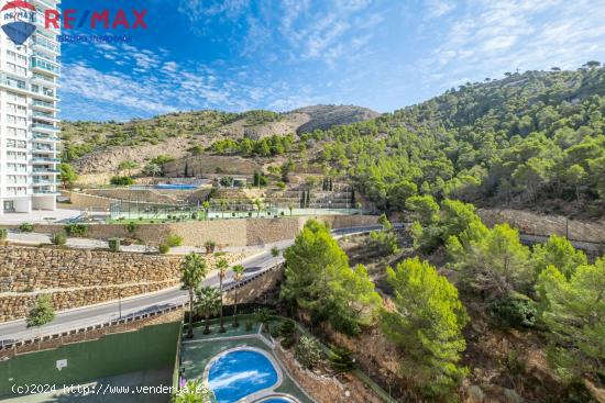 Bonito apartamento con piscina y ( parkin enumerado ) - ALICANTE