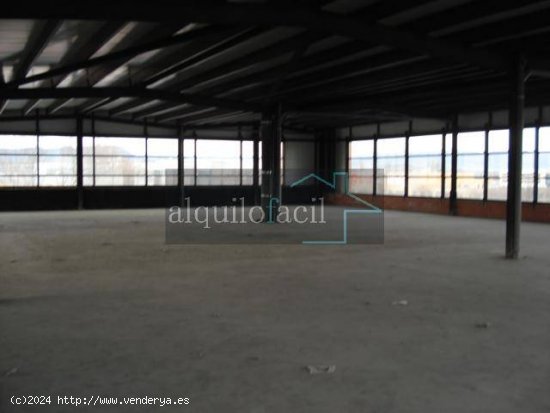 LOCAL COMERCIAL DE ALQUILER EN VIC