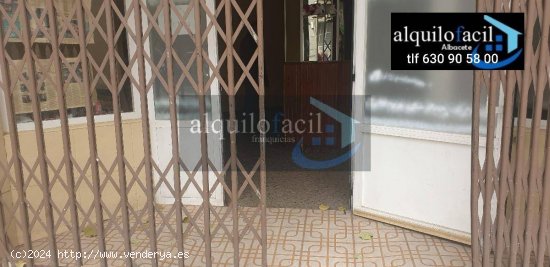 SE VENDE LOCAL ECONÓMICO- CALLE JUAN DE TOLEDO- 100 METROS- 90000 €