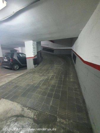 PARKING AL CARRER VAPOR