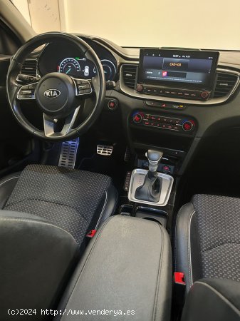 Kia XCeed 1.6 GDi PHEV 104kW (141CV) eMotion - Lleida