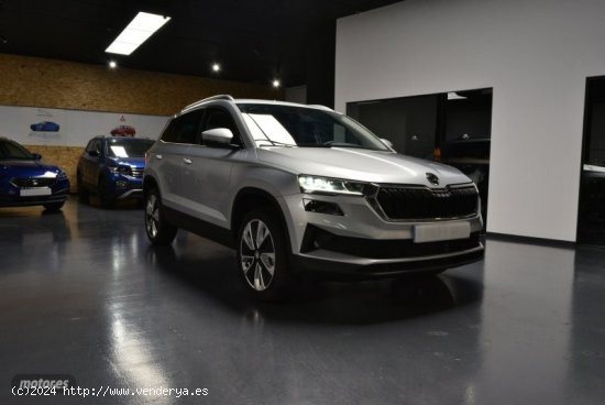 Skoda Karoq Style 1,5 TSI 150 CV de 2024 con 15 Km por 29.000 EUR. en Madrid