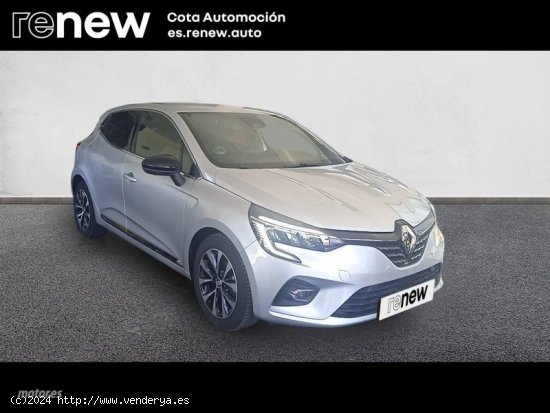 Renault Clio TECHNO TCE 140CV de 2023 con 19.000 Km por 20.900 EUR. en Madrid