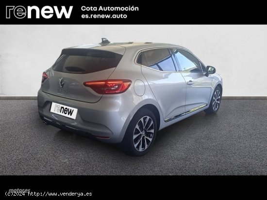 Renault Clio TECHNO TCE 140CV de 2023 con 19.000 Km por 20.900 EUR. en Madrid