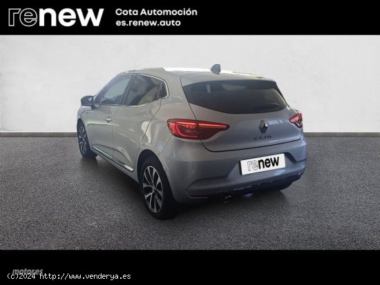 Renault Clio TECHNO TCE 140CV de 2023 con 19.000 Km por 20.900 EUR. en Madrid