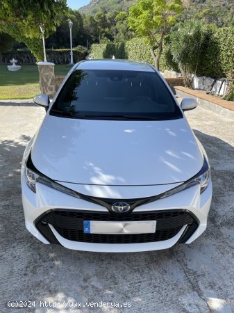 Toyota Corolla TOYOTA  1.8 125H ACTIVE TECH ECVT 5p de 2021 con 52.000 Km por 21.500 EUR. en Jaen