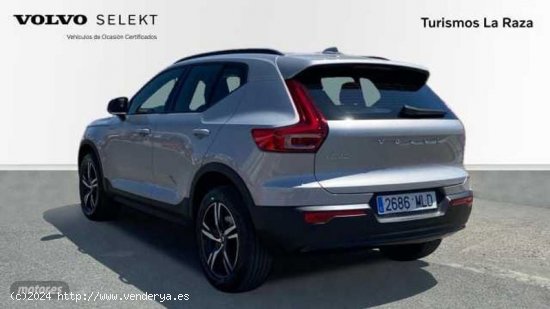 Volvo XC40 XC40 Plus, B3 mild hybrid, Gasolina, Dark de 2023 con 22.710 Km por 36.900 EUR. en Sevill