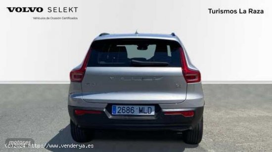 Volvo XC40 XC40 Plus, B3 mild hybrid, Gasolina, Dark de 2023 con 22.710 Km por 36.900 EUR. en Sevill