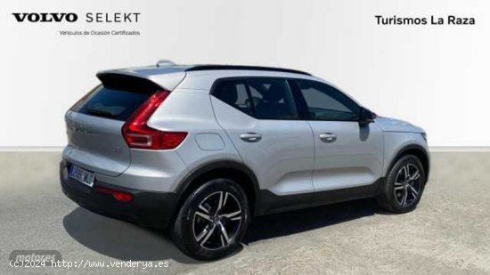 Volvo XC40 XC40 Plus, B3 mild hybrid, Gasolina, Dark de 2023 con 22.710 Km por 36.900 EUR. en Sevill