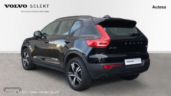 Volvo XC40 XC40 Plus, B3, Gasolina, Dark de 2023 con 21.723 Km por 36.900 EUR. en Pontevedra