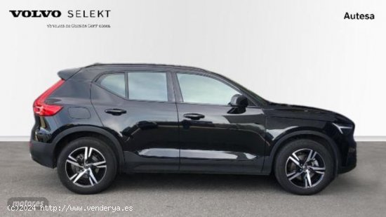 Volvo XC40 XC40 Plus, B3, Gasolina, Dark de 2023 con 21.723 Km por 36.900 EUR. en Pontevedra